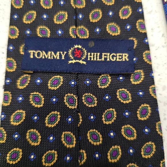 Vintage Tommy Hilfiger Preppy Silk Tie - Picture 4 of 10